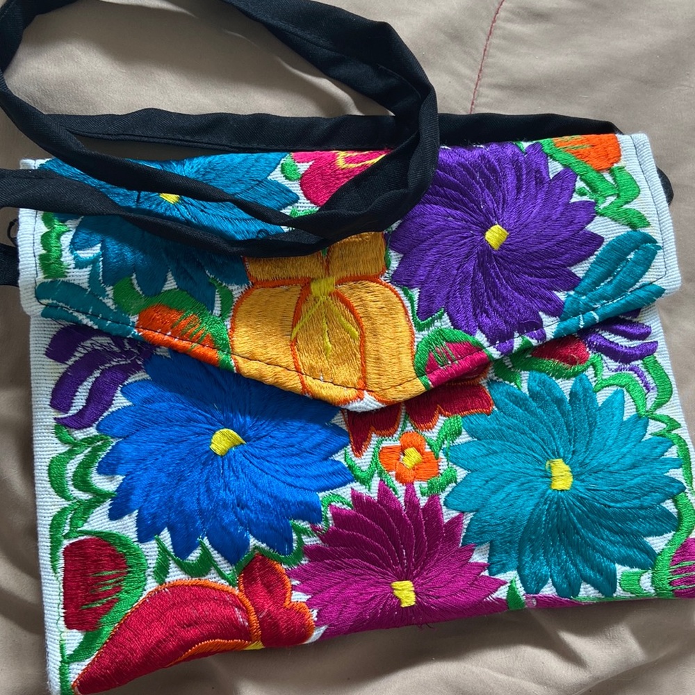 Beautiful colorful purse. Never used